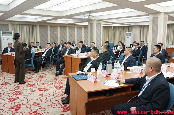 點(diǎn)擊瀏覽下一頁